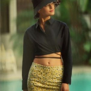 Anthropologie cropped tie button down